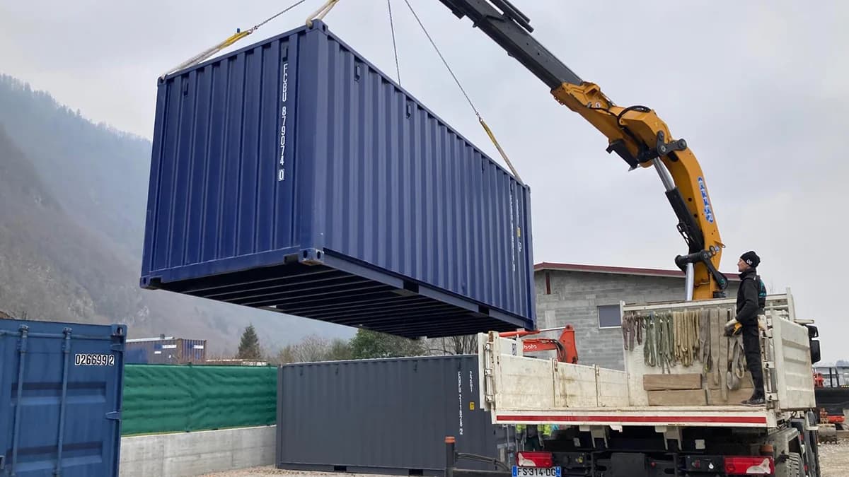 Livraison container sur chantier